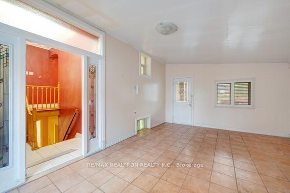79 Seminole Avenue, Toronto — Detached for sale, photo 8