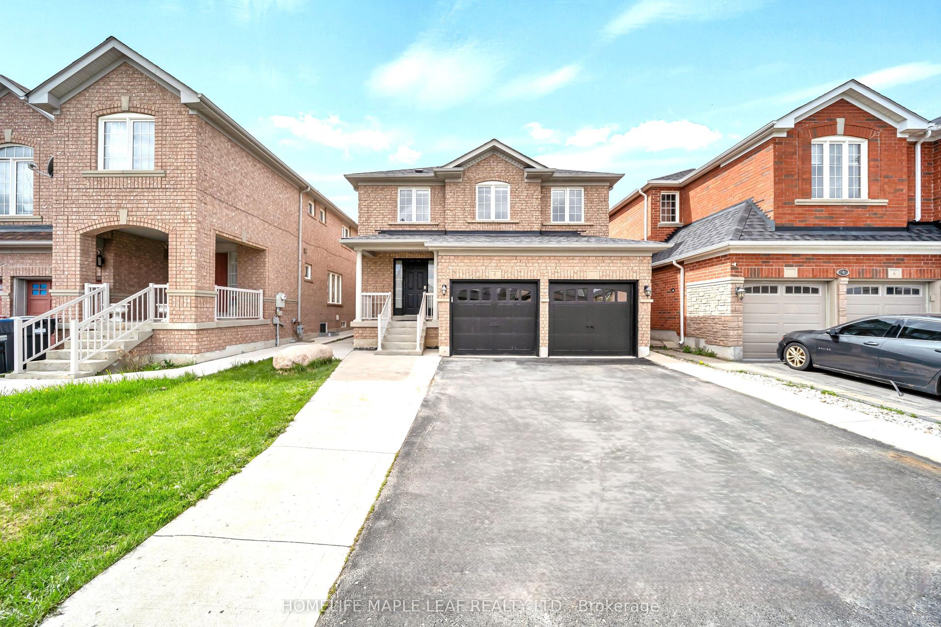 6 Vermont Road — photo 1