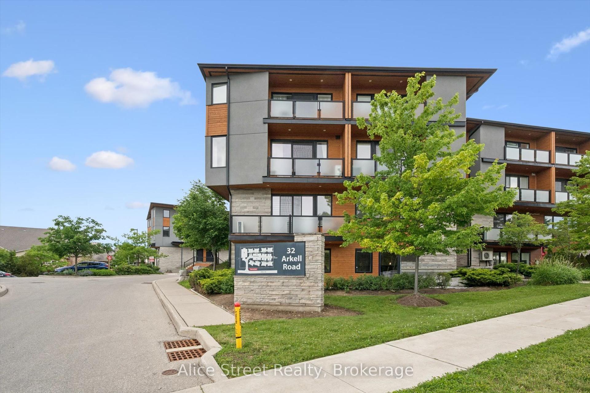 32 Arkell Road 9 #9, Guelph — Condo Town for sale, photo 1