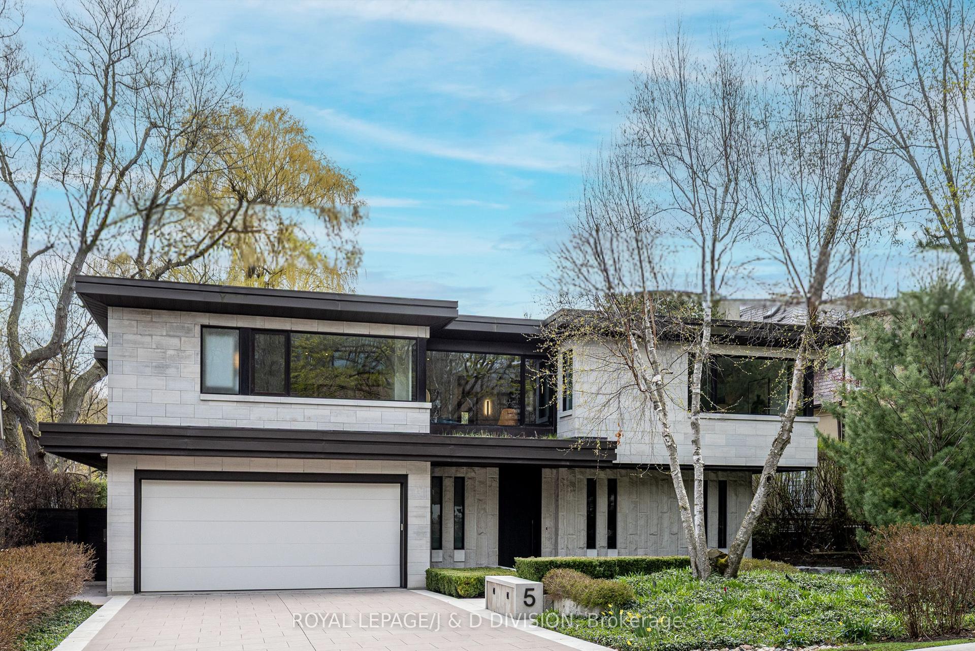 5 Brookfield Road — photo 1