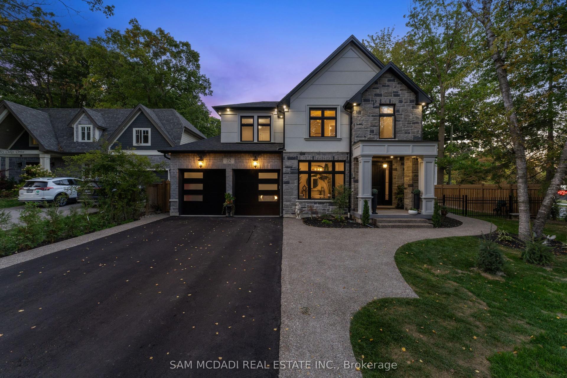 72 Oakes Drive — photo 1