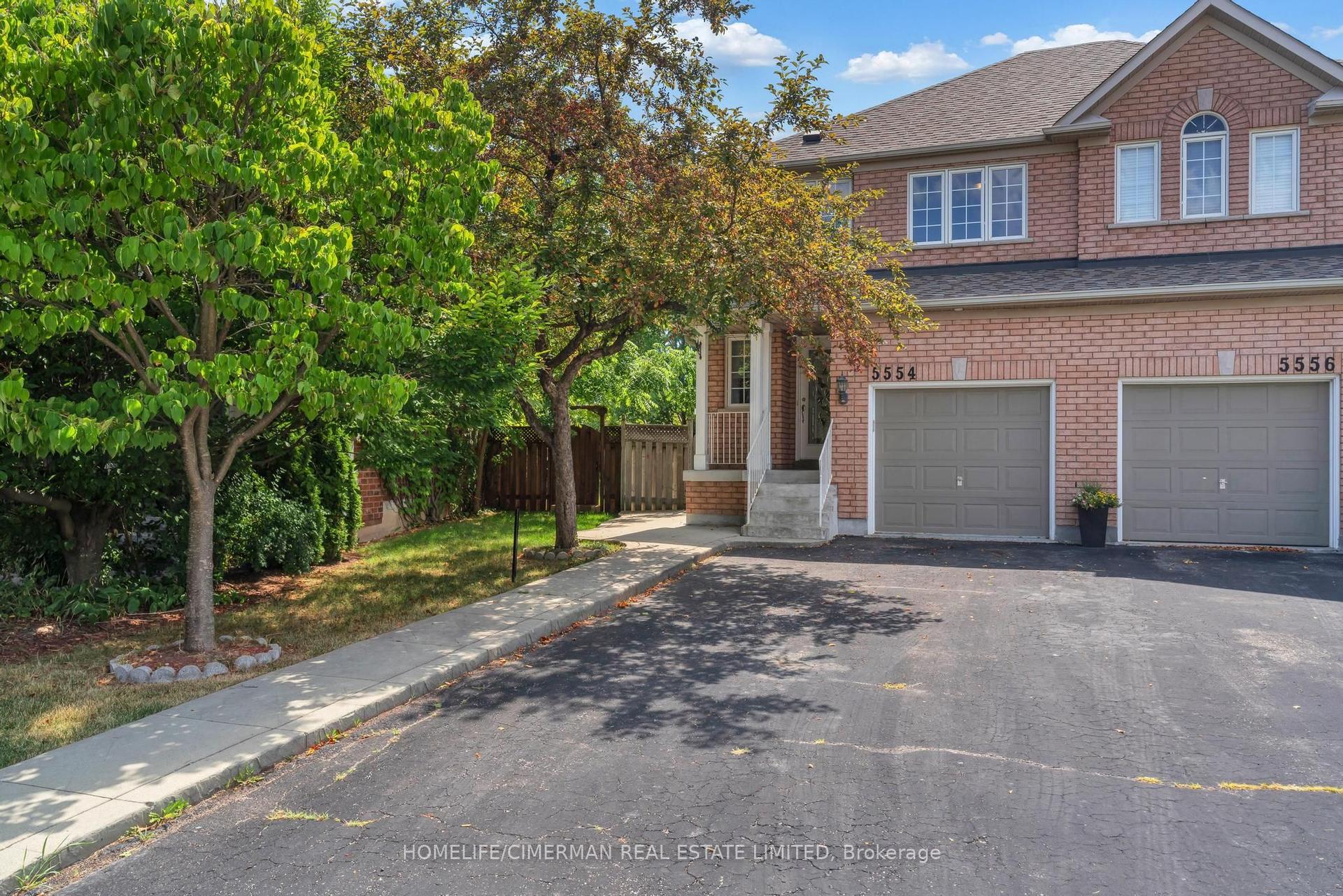 5554 Creditrise Place, Mississauga — Semi-Detached for lease, photo 1