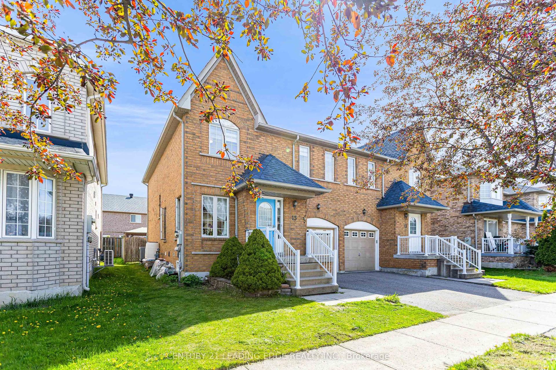 15 Vineland Street — photo 1
