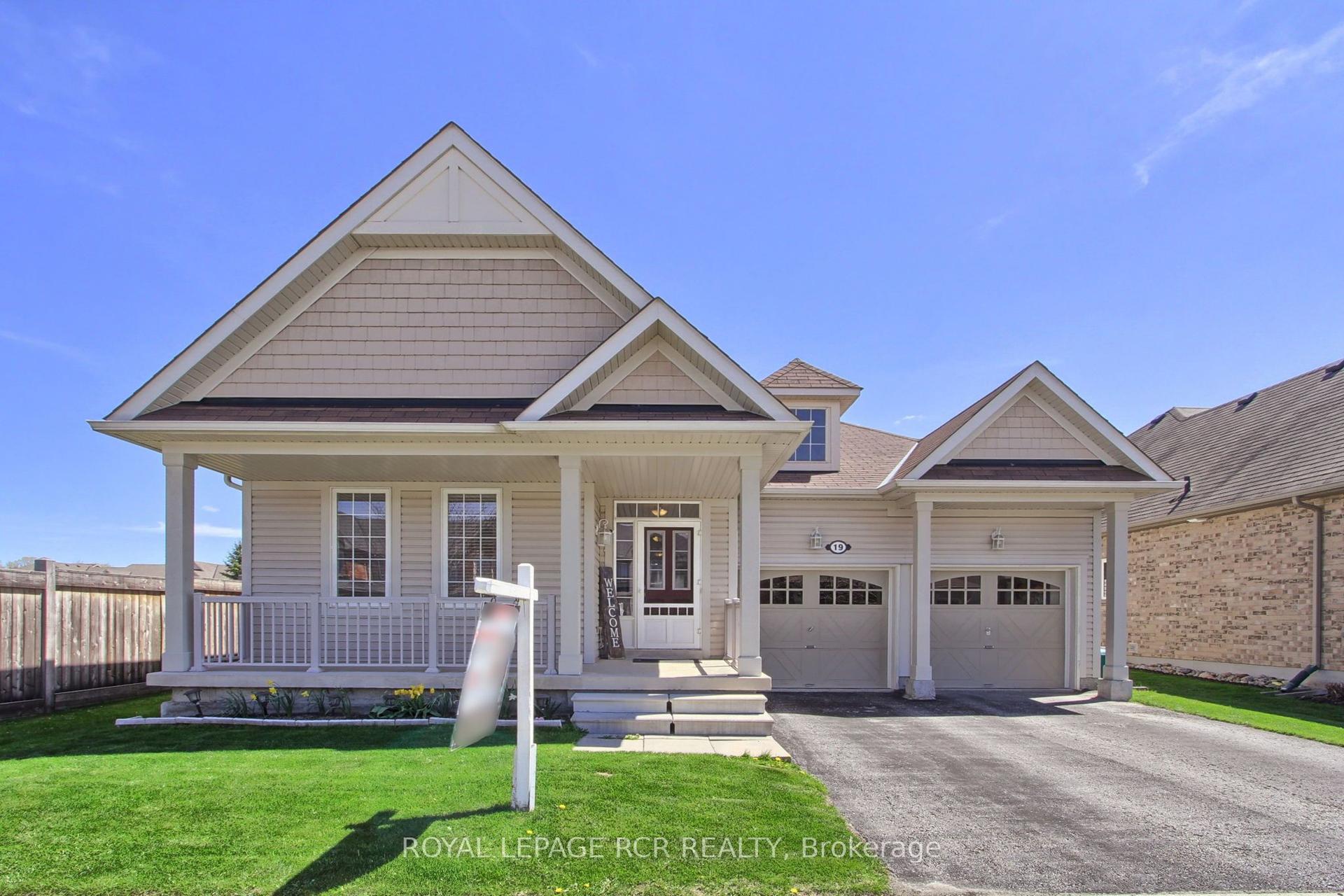 19 Wyndham Circle — photo 1