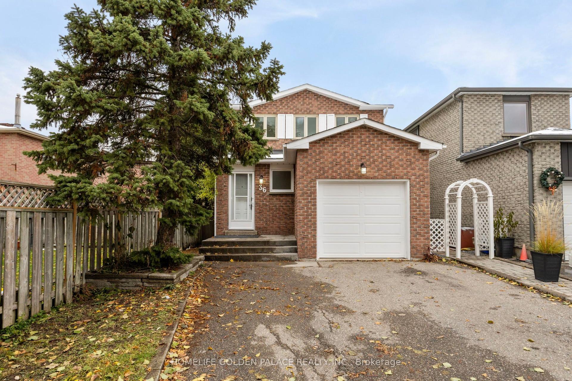 36 Moonlight Lane, Richmond Hill — Detached for sale, photo 1