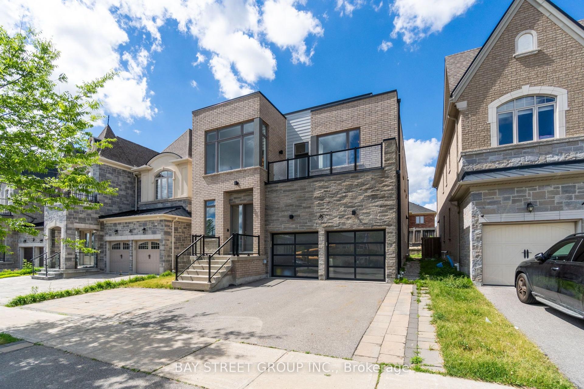 16 Farrell Road, Vaughan — Detached for lease, photo 1