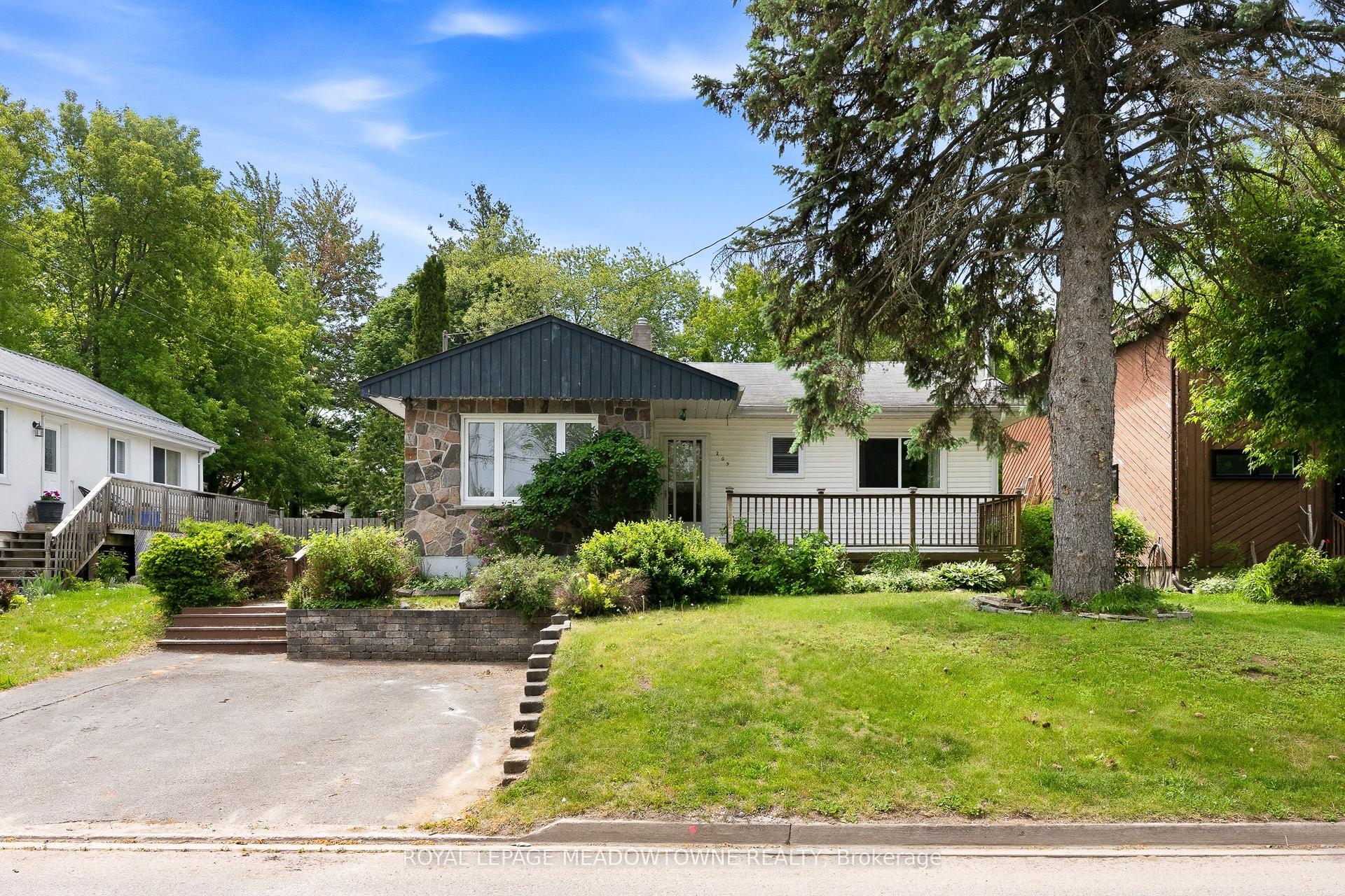 209 Cliff Road, Barrie — Detached for sale, photo 1