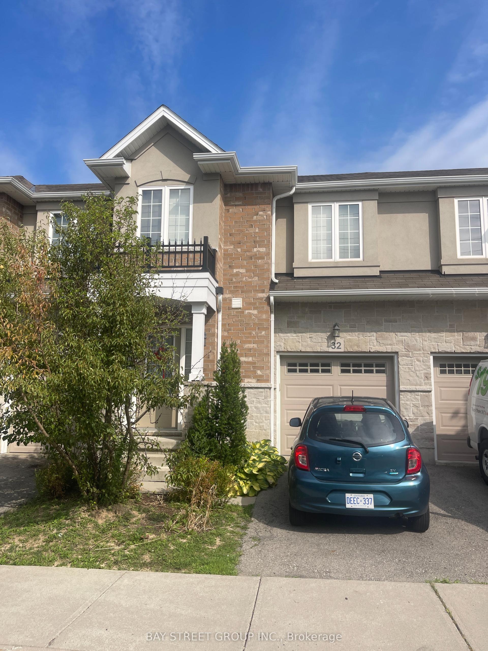 90 Raymond Road 32 #32, Hamilton — Townhouse for lease, photo 1