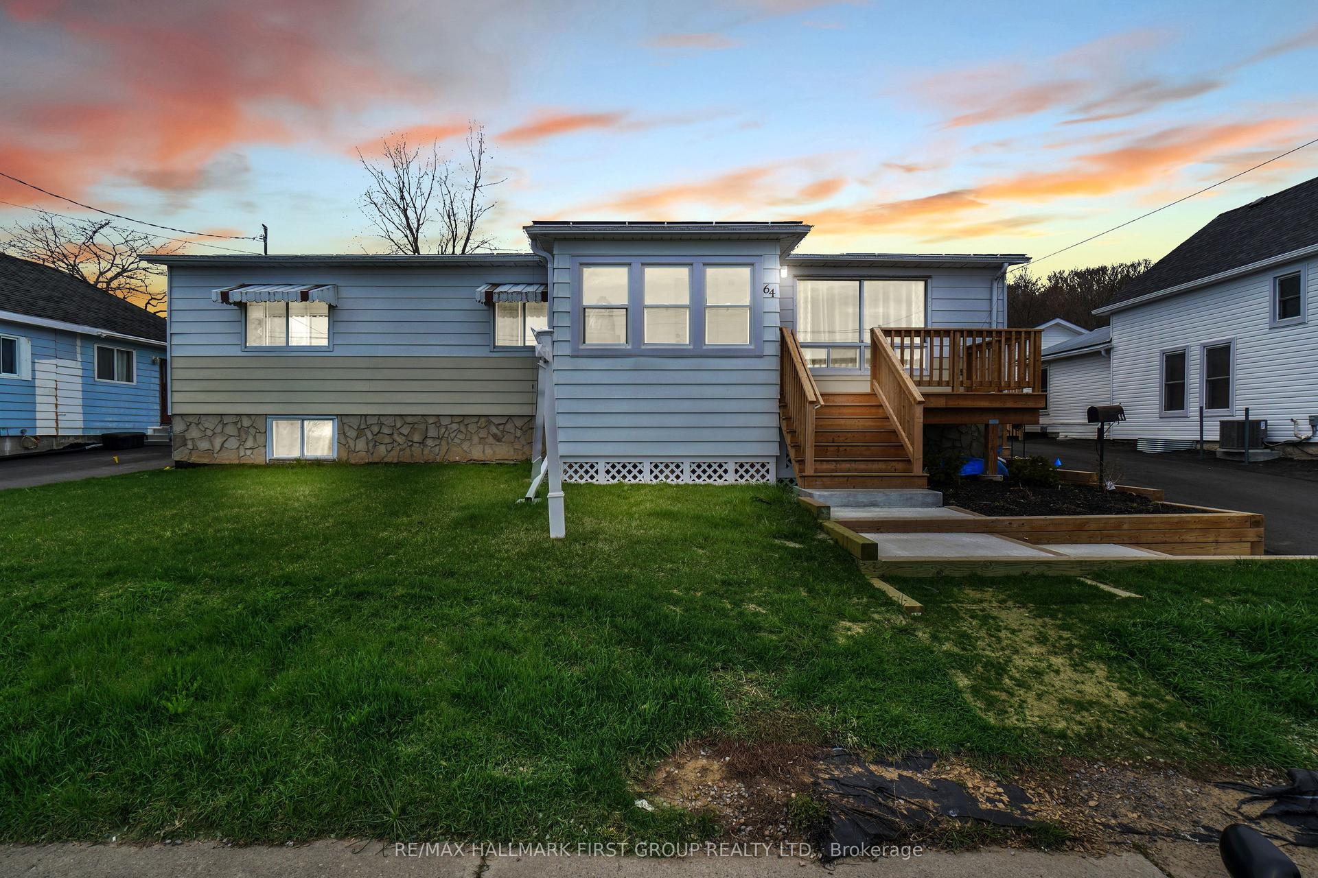 64 Alexander Street — photo 1