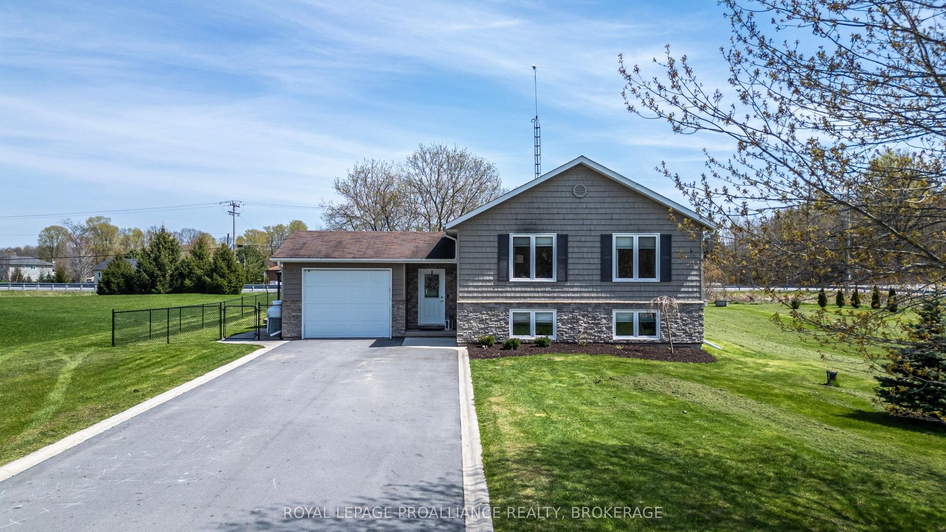 4153 Mangan Boulevard, Kingston — Detached for sale, photo 1