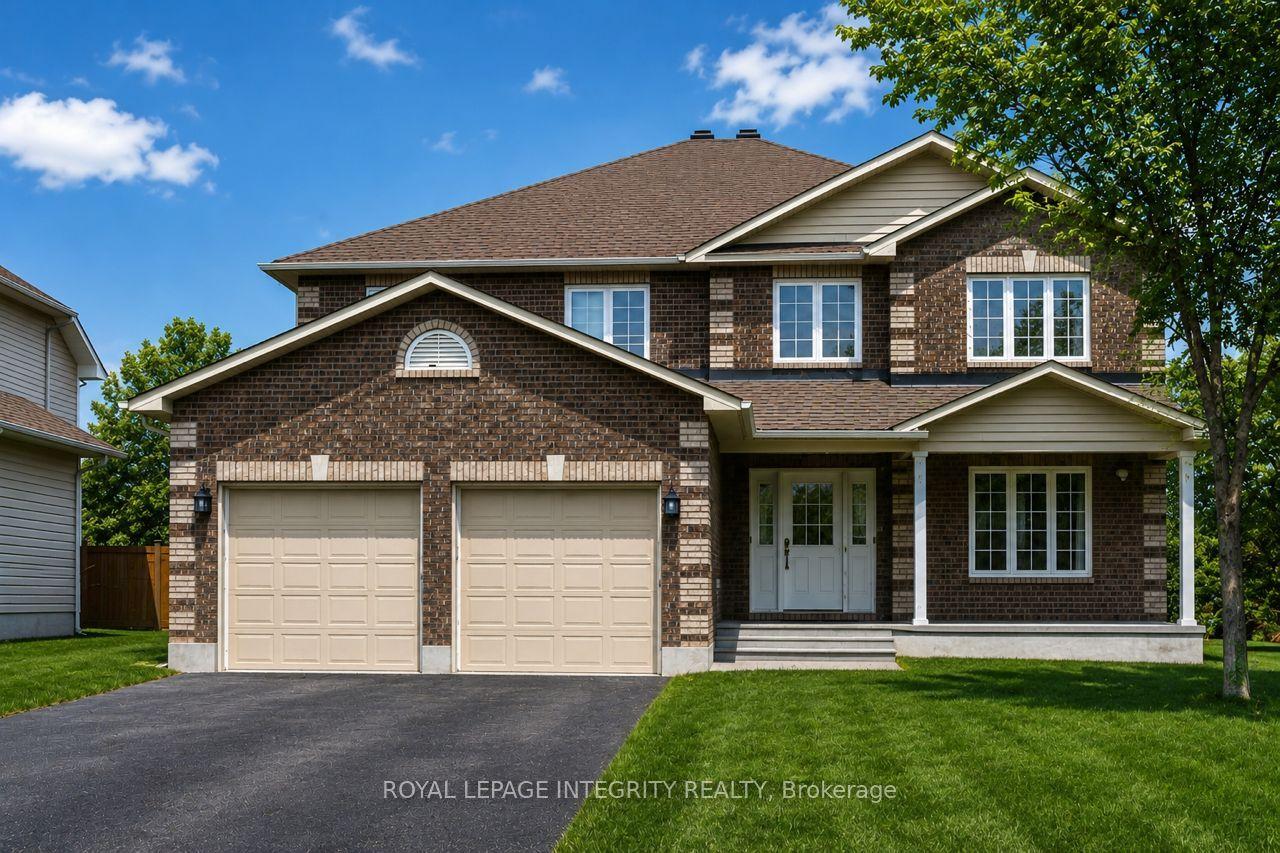 111 Comba Drive, Carleton Place — Detached for sale, photo 1