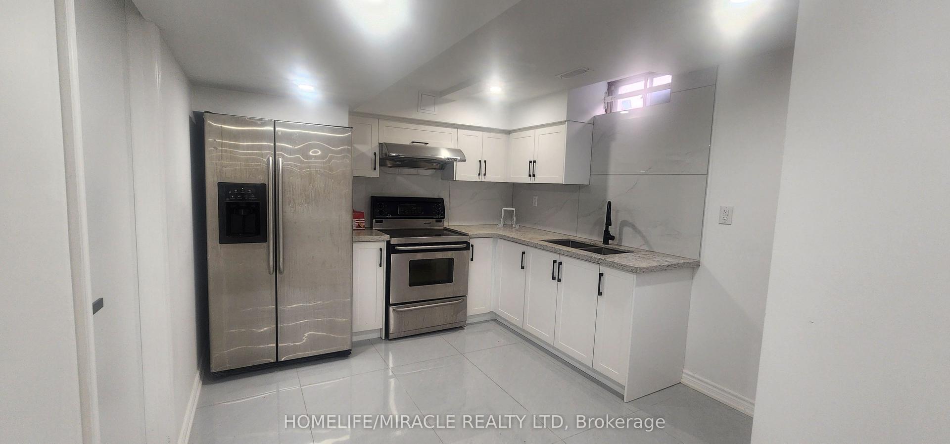 1574 Highbrook Avenue, Mississauga — Detached for lease, photo 1