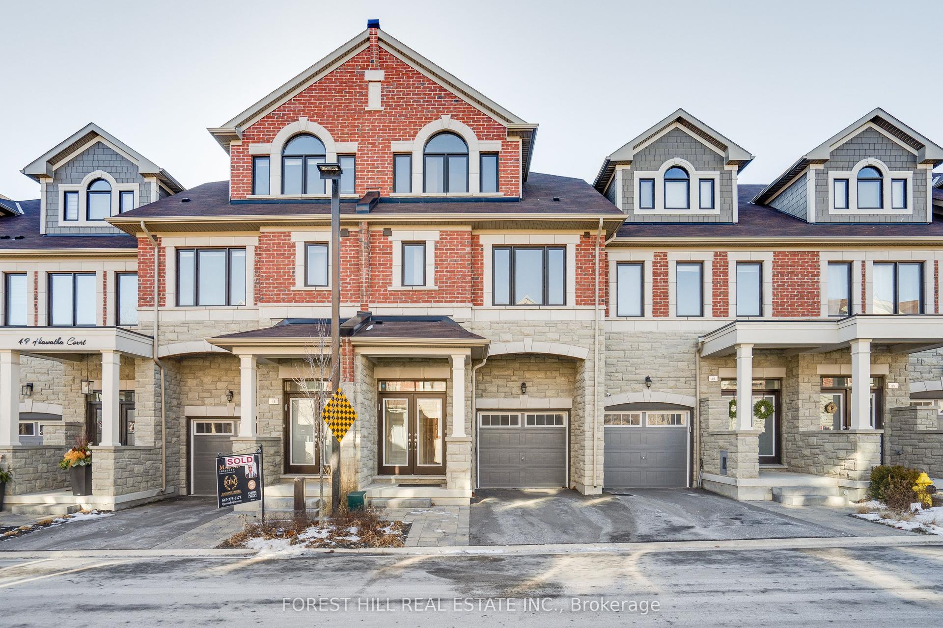 41 Hiawatha Court — photo 1