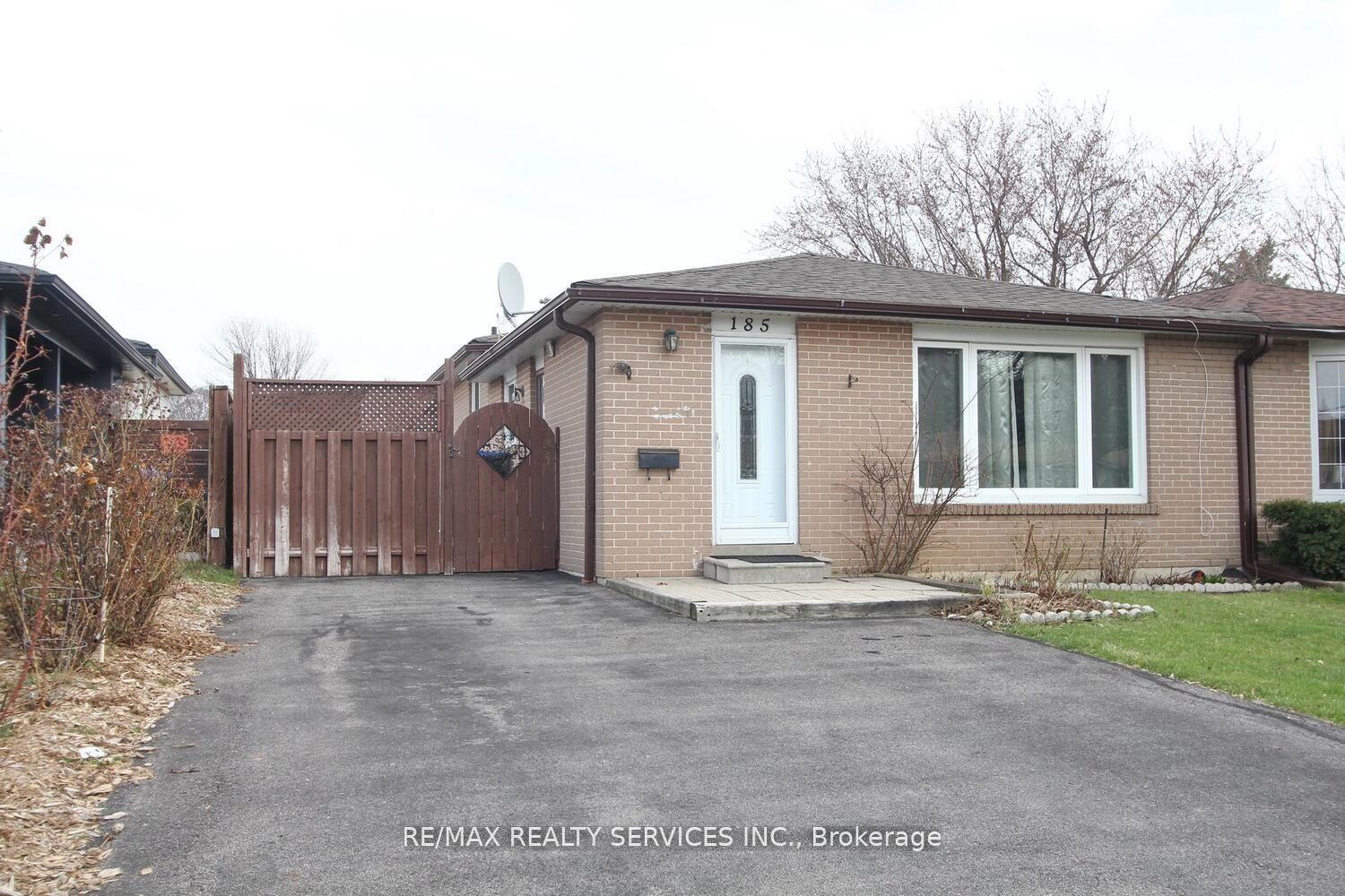 185 Earnscliffe Circle, Brampton — Semi-Detached for sale, photo 1