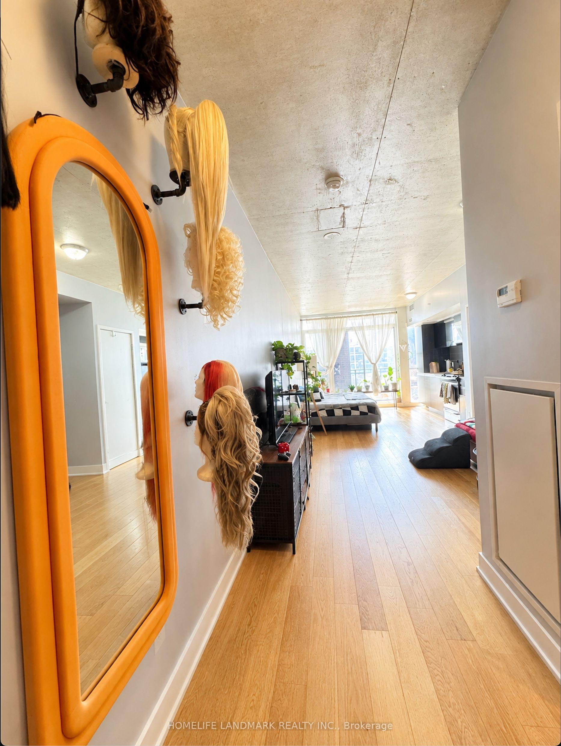 1190 Dundas Street Avenue 409 #409, Toronto — Condo for lease, photo 1