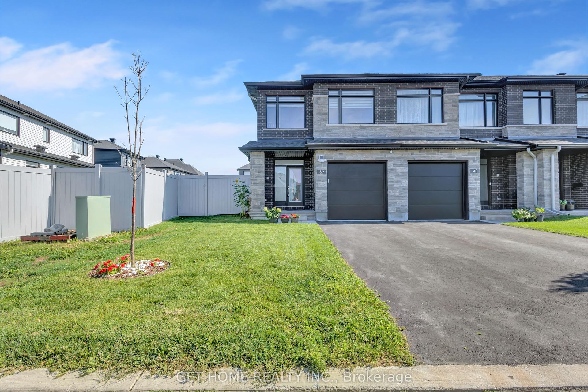 39 Hermes Avenue, Blossom Park - Airport and Area — Townhouse for sale, photo 1