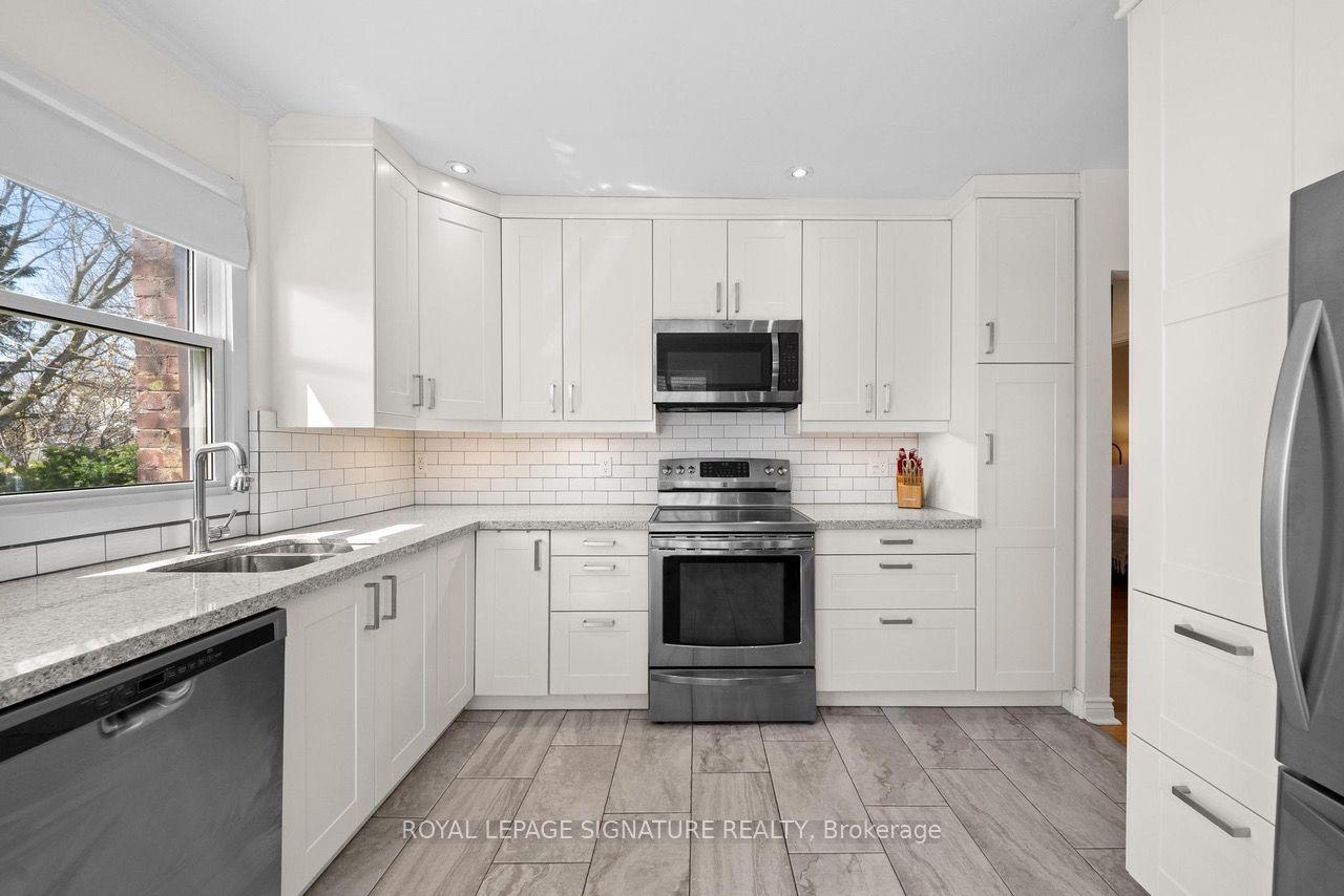 8 Wolcott Avenue — photo 1