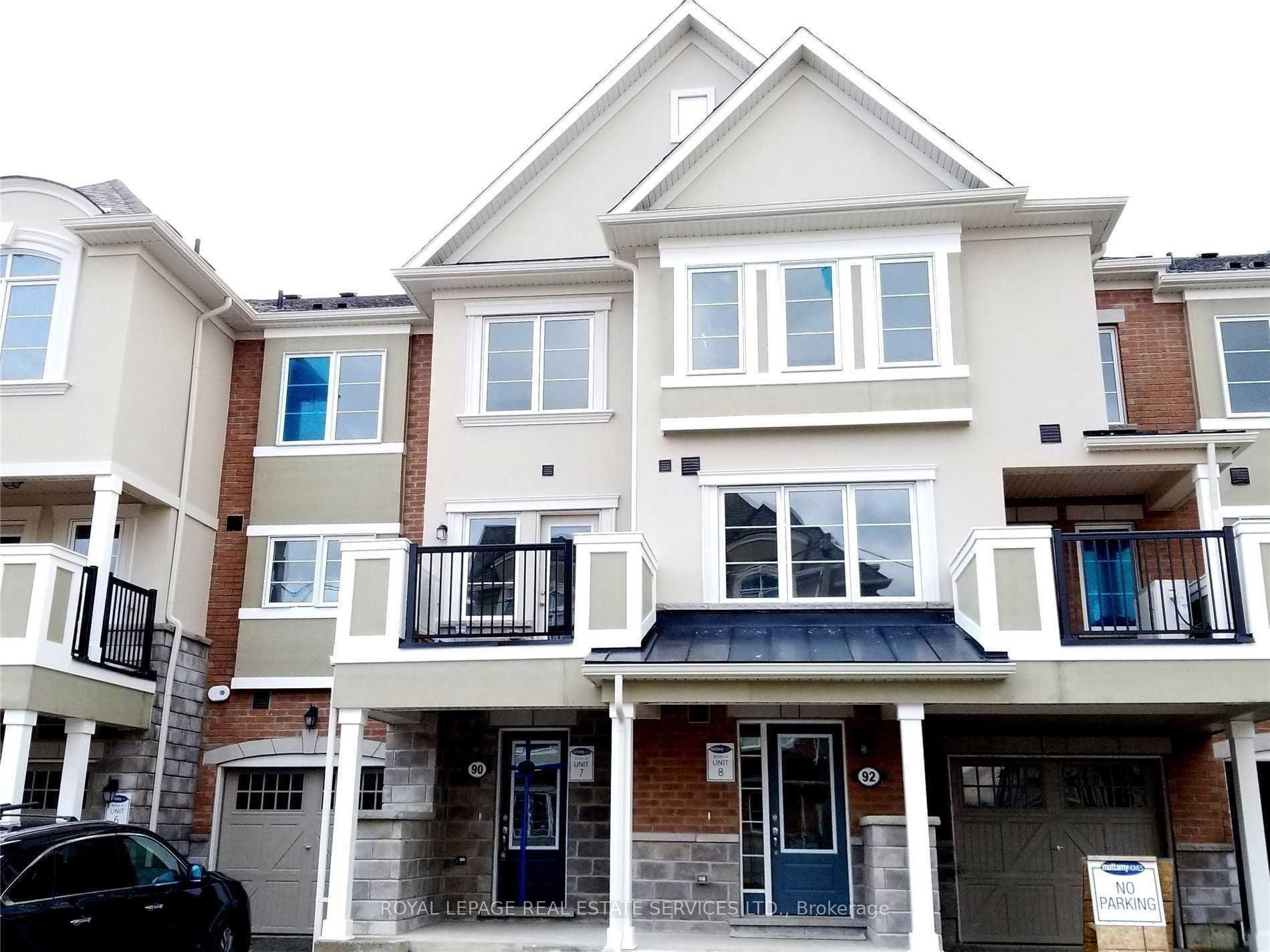 90 Howe Street, Toronto — Townhouse for lease, photo 1