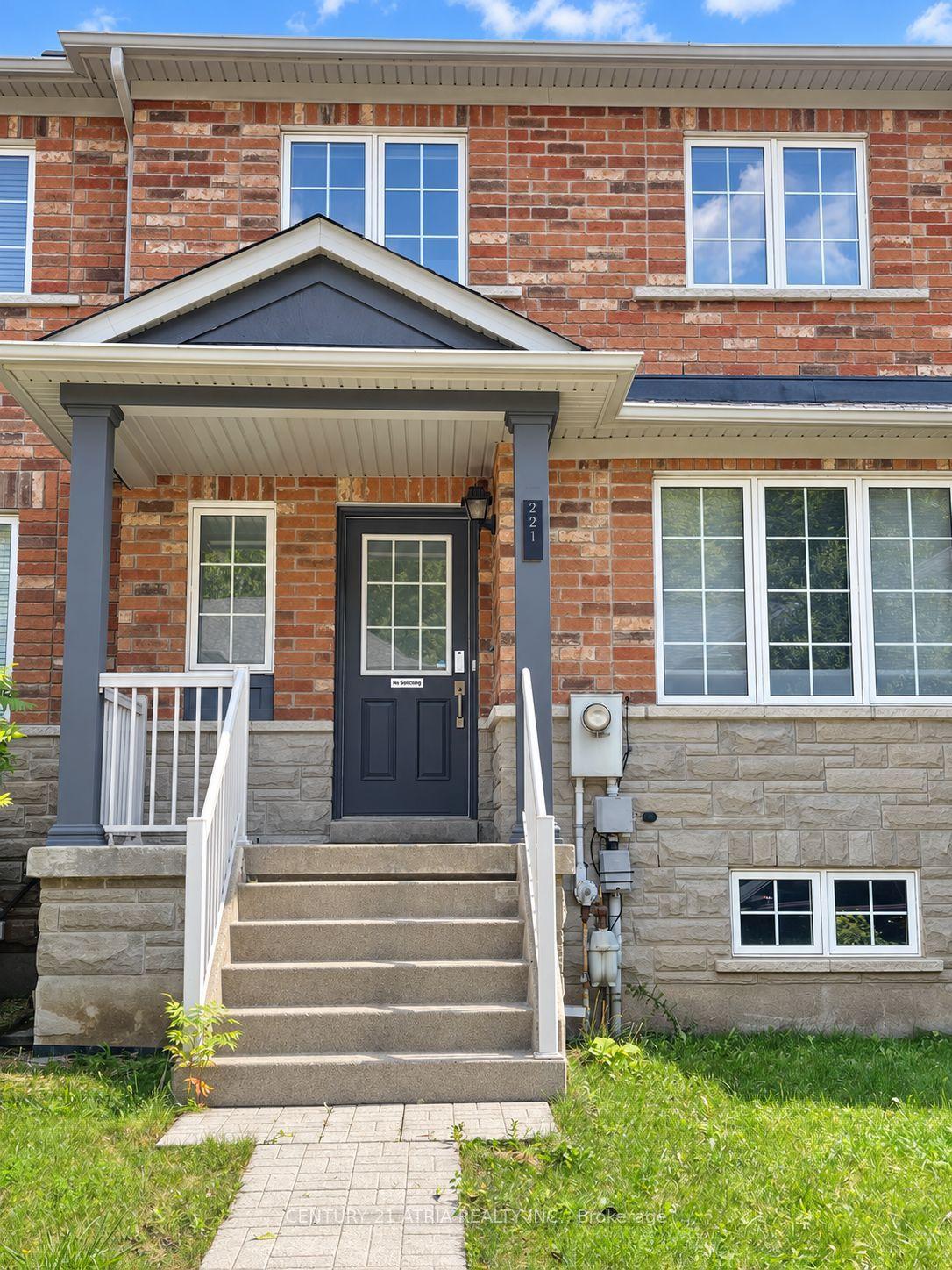 221 Via Campanile, Vaughan — Townhouse for lease, photo 1