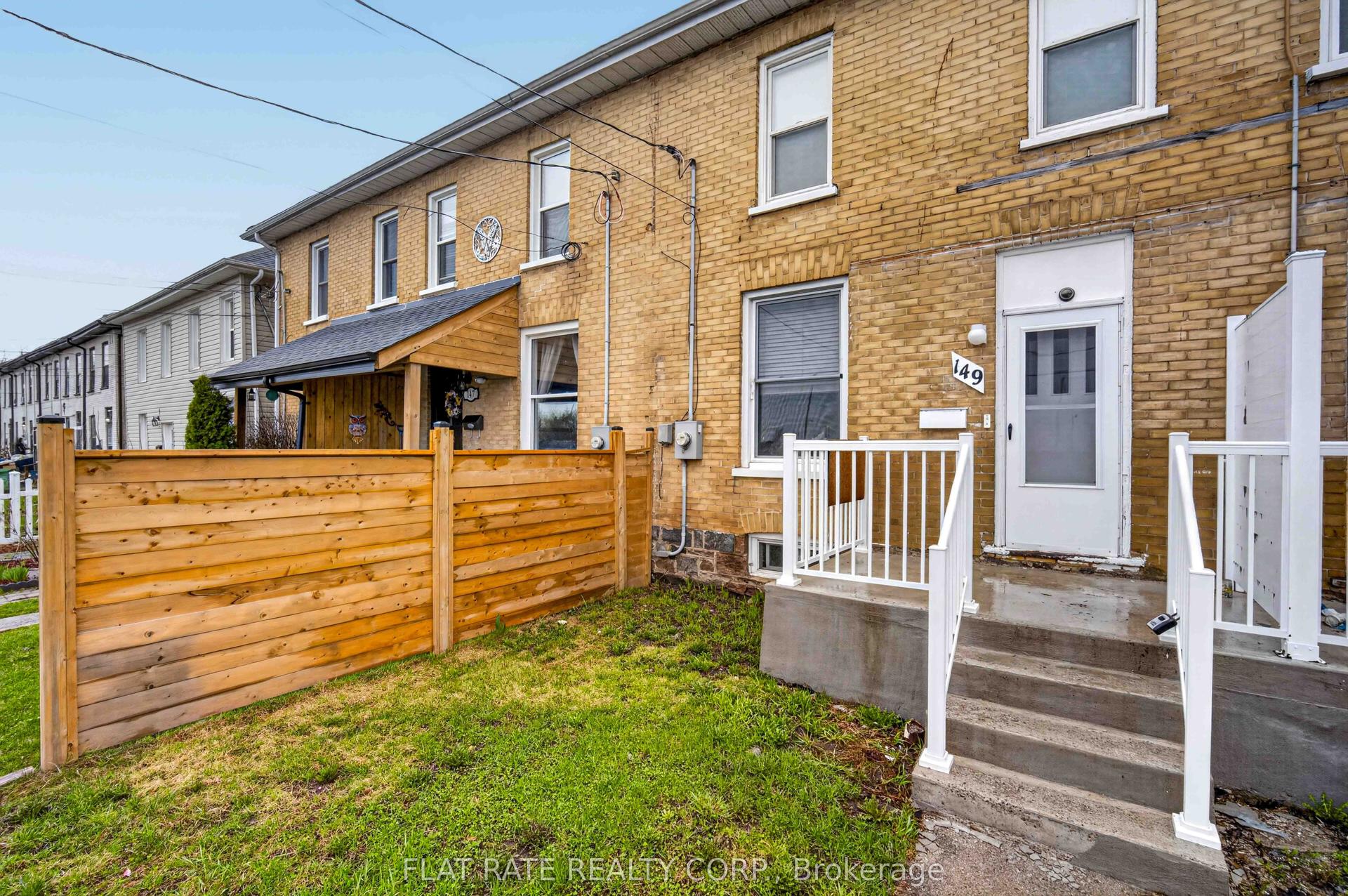 149 Stewart Street — photo 1