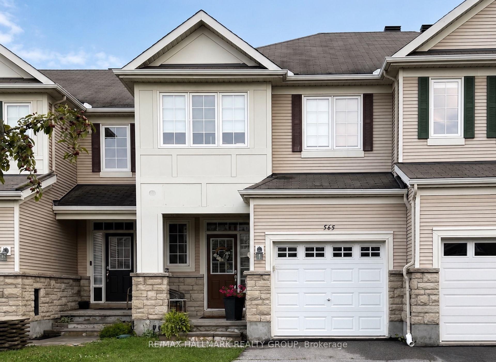 565 Pepperville Crescent, Kanata — Townhouse for lease, photo 1