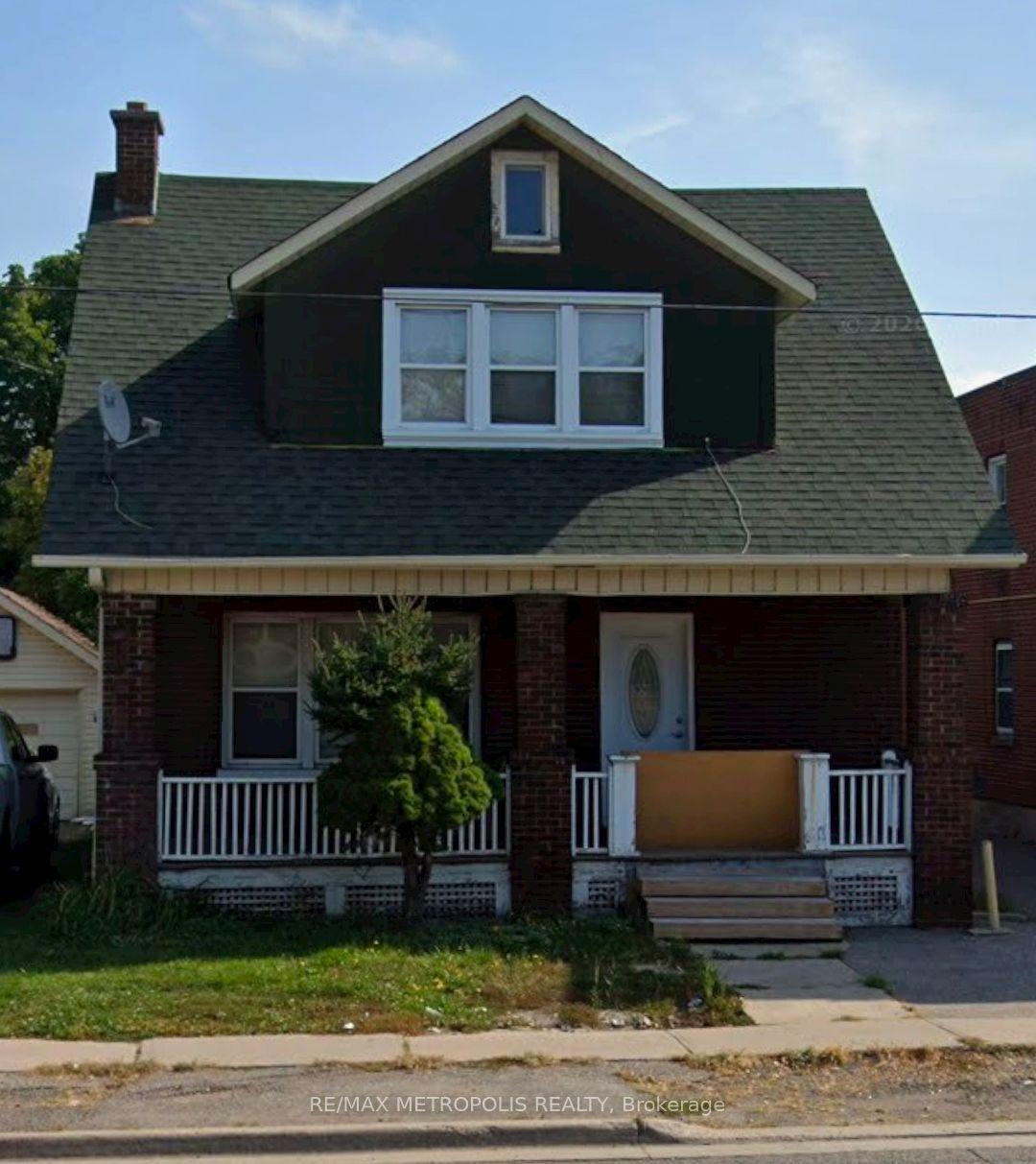 329 Ritson Road S — photo 1