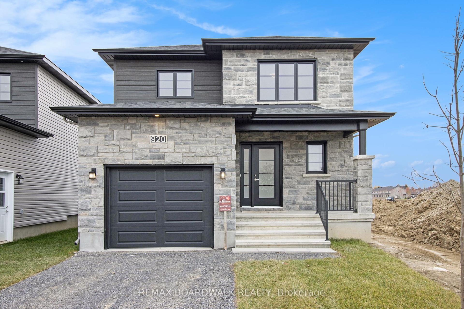 1145 MONTBLANC Crescent — photo 1