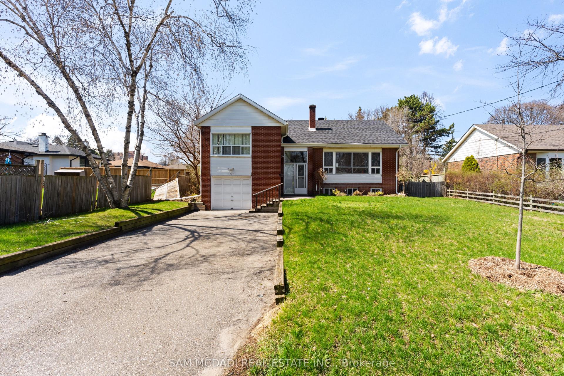 1821 Christopher Road — photo 1