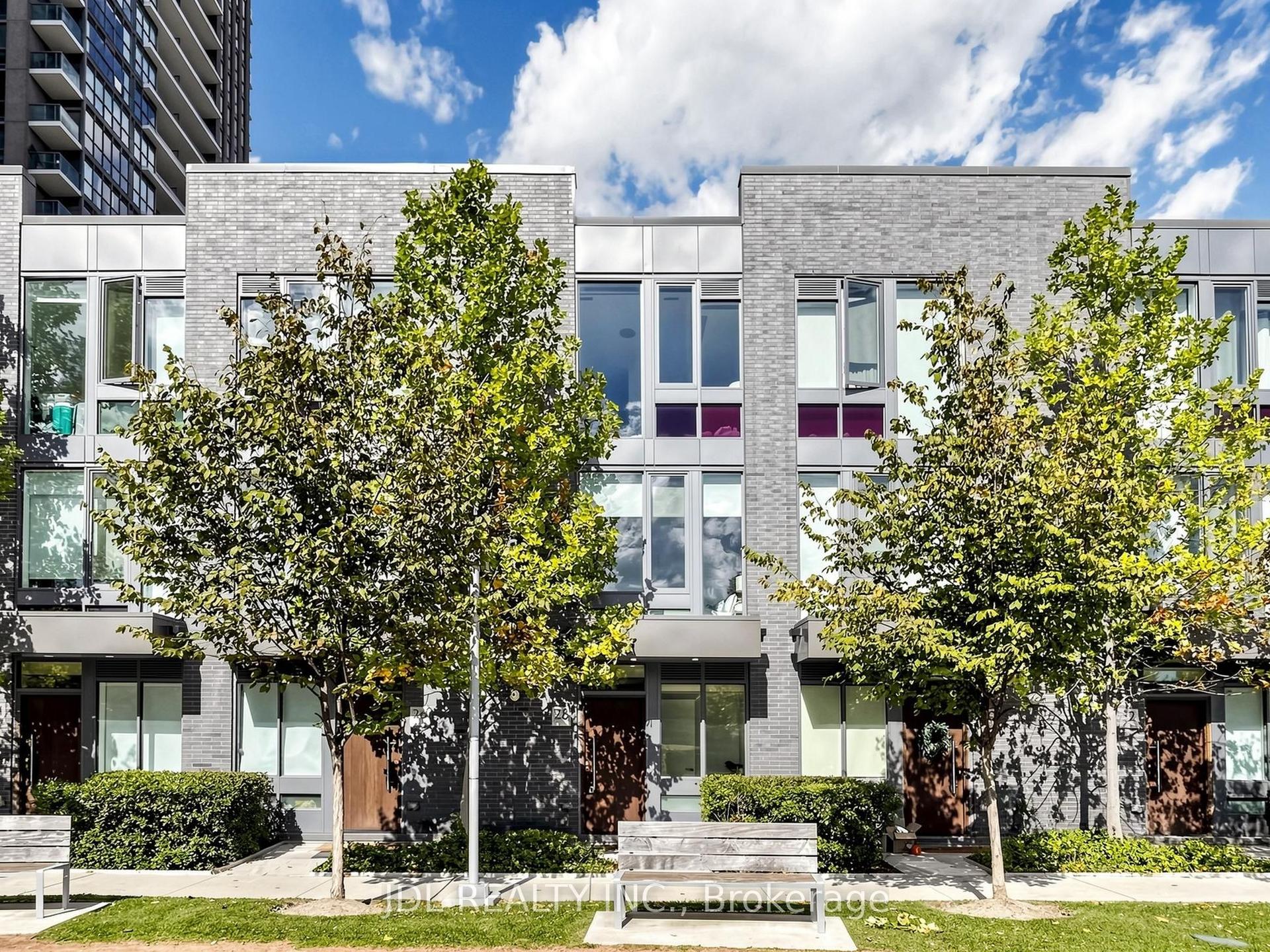 28 Sonic Way, Toronto — Condo Town for sale, photo 1