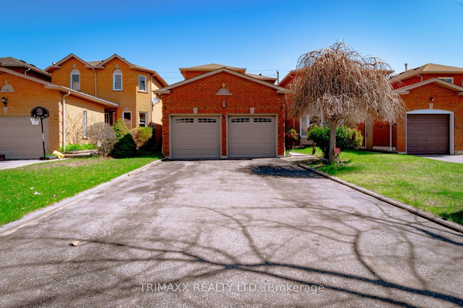 92 Hartrick Place — photo 1