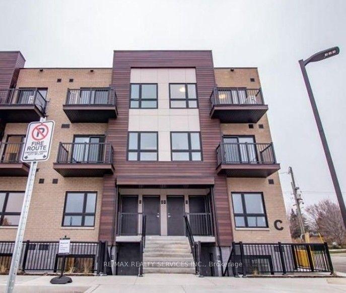 10 PALACE Street C11 #C11 — photo 1
