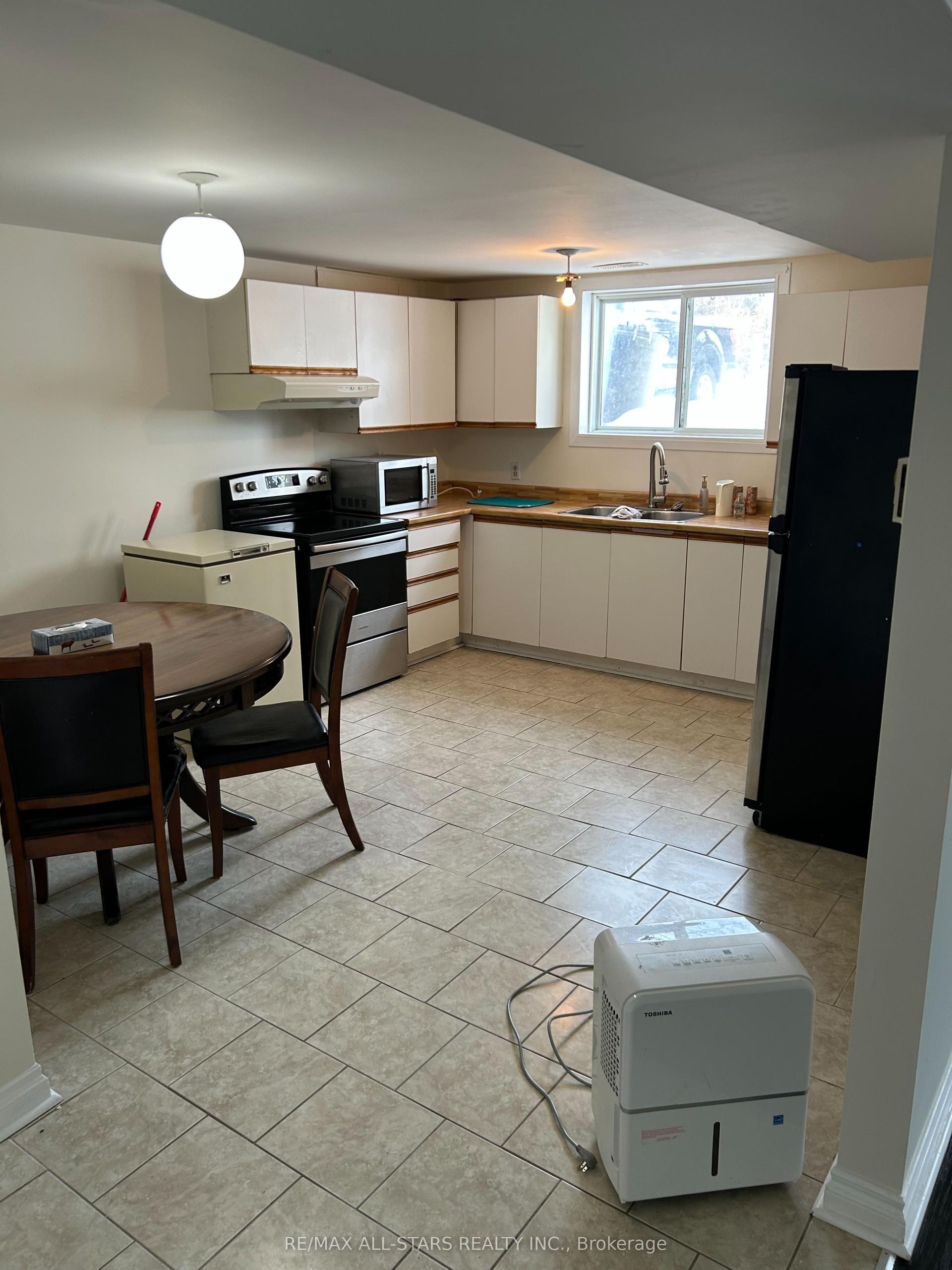 197 Pleasant Boulevard, Georgina — Detached for lease, photo 1