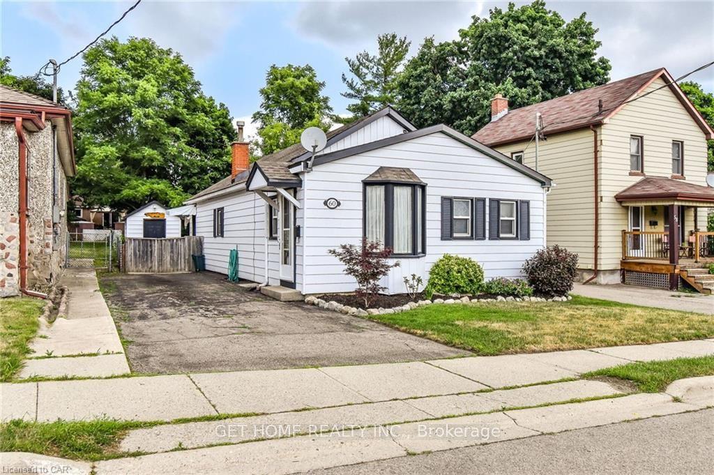 60 STANLEY ST, Cambridge — Detached for lease, photo 1