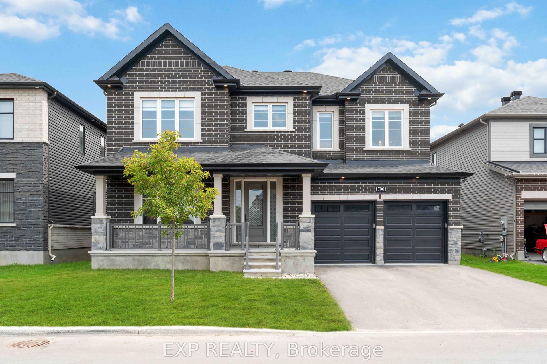 700 Coast Circle — photo 1