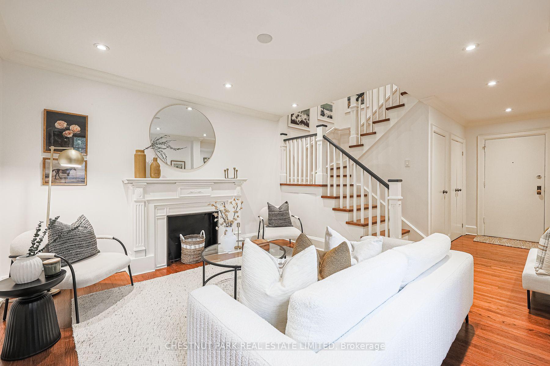 480 Oriole Parkway 111 #111, Toronto — Condo for sale, photo 1