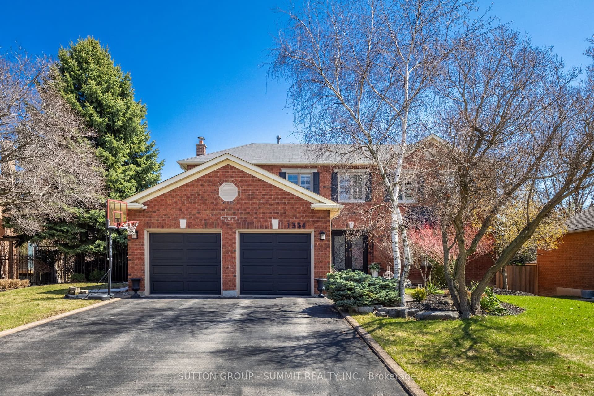 1354 Winterberry Drive — photo 1