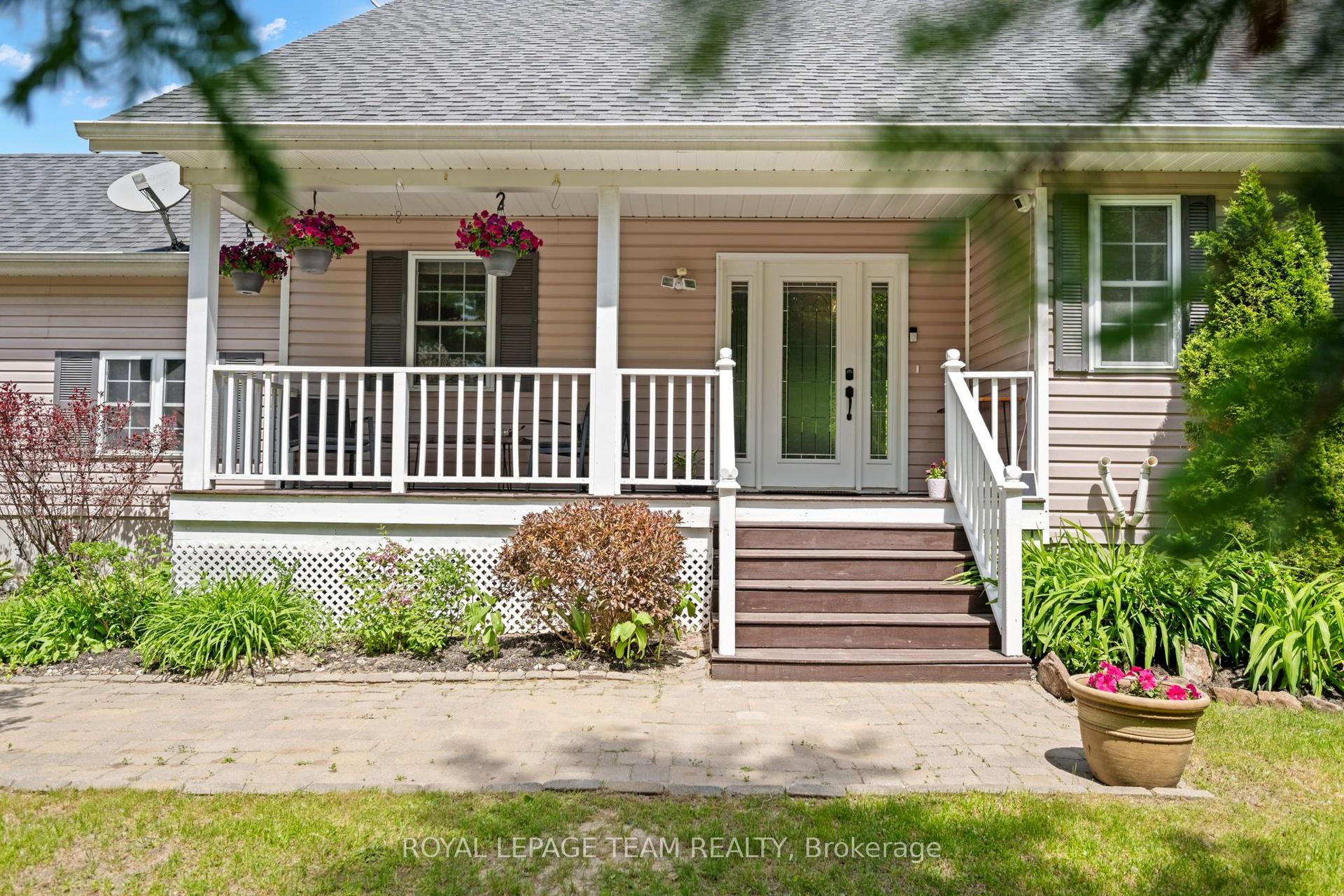 5040 Stonecrest Road — photo 1