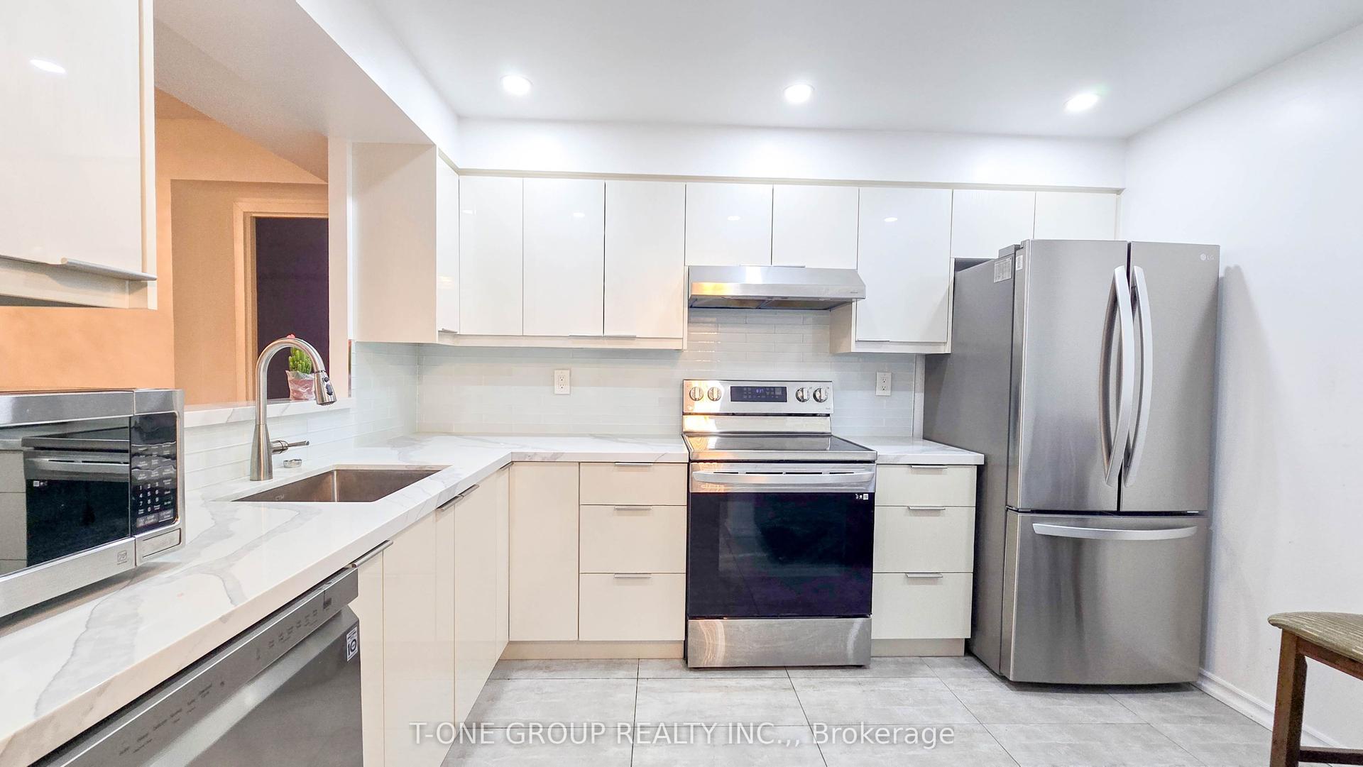 4725 Sheppard Avenue E 516 #516, Toronto — Condo for lease, photo 1