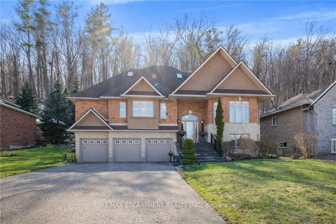 130 Dorchester Drive — photo 1