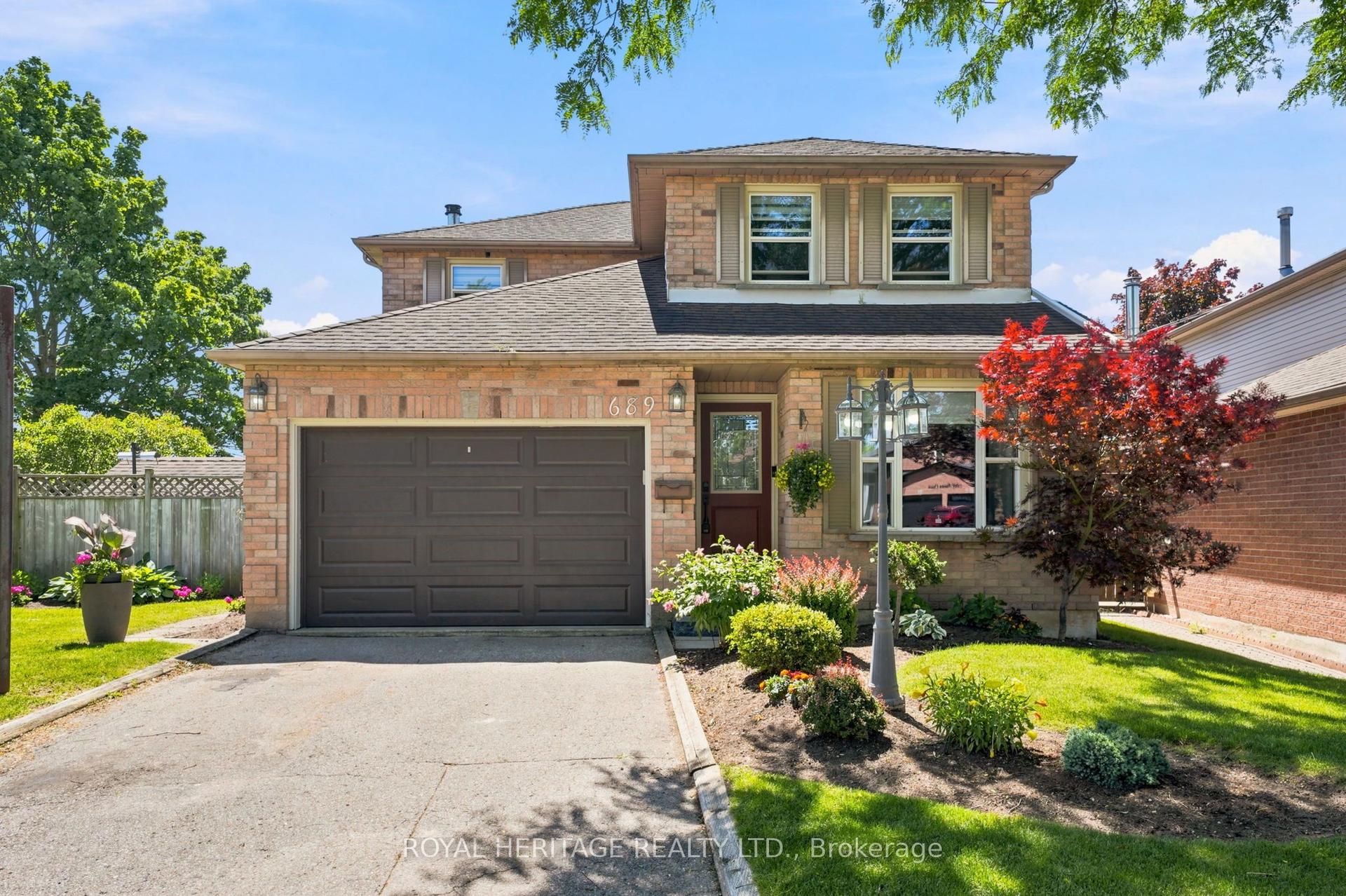 689 Pascoe Court — photo 1