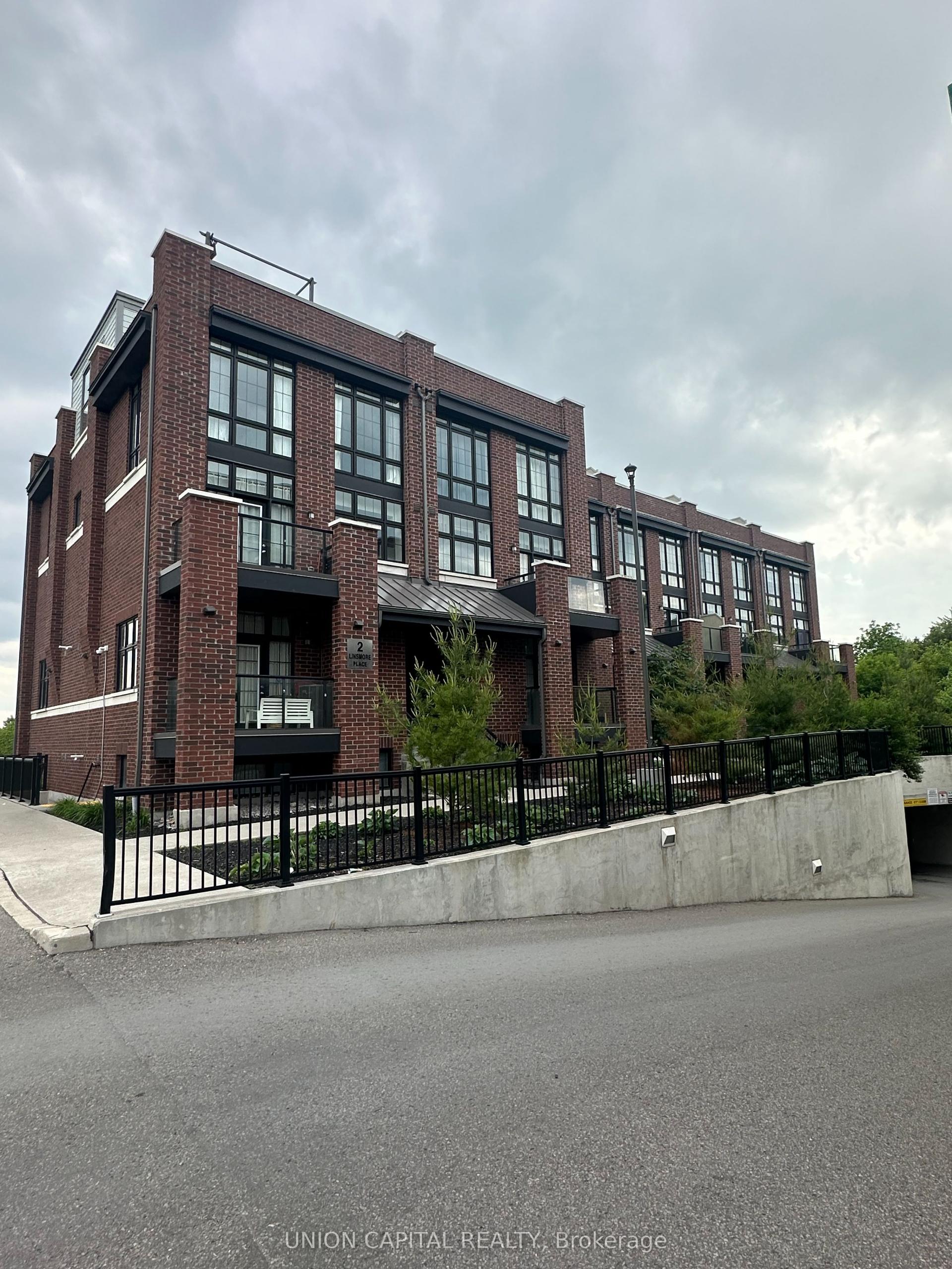 2 Linsmore Place 306 #306, Whitchurch-Stouffville — Condo for lease, photo 1