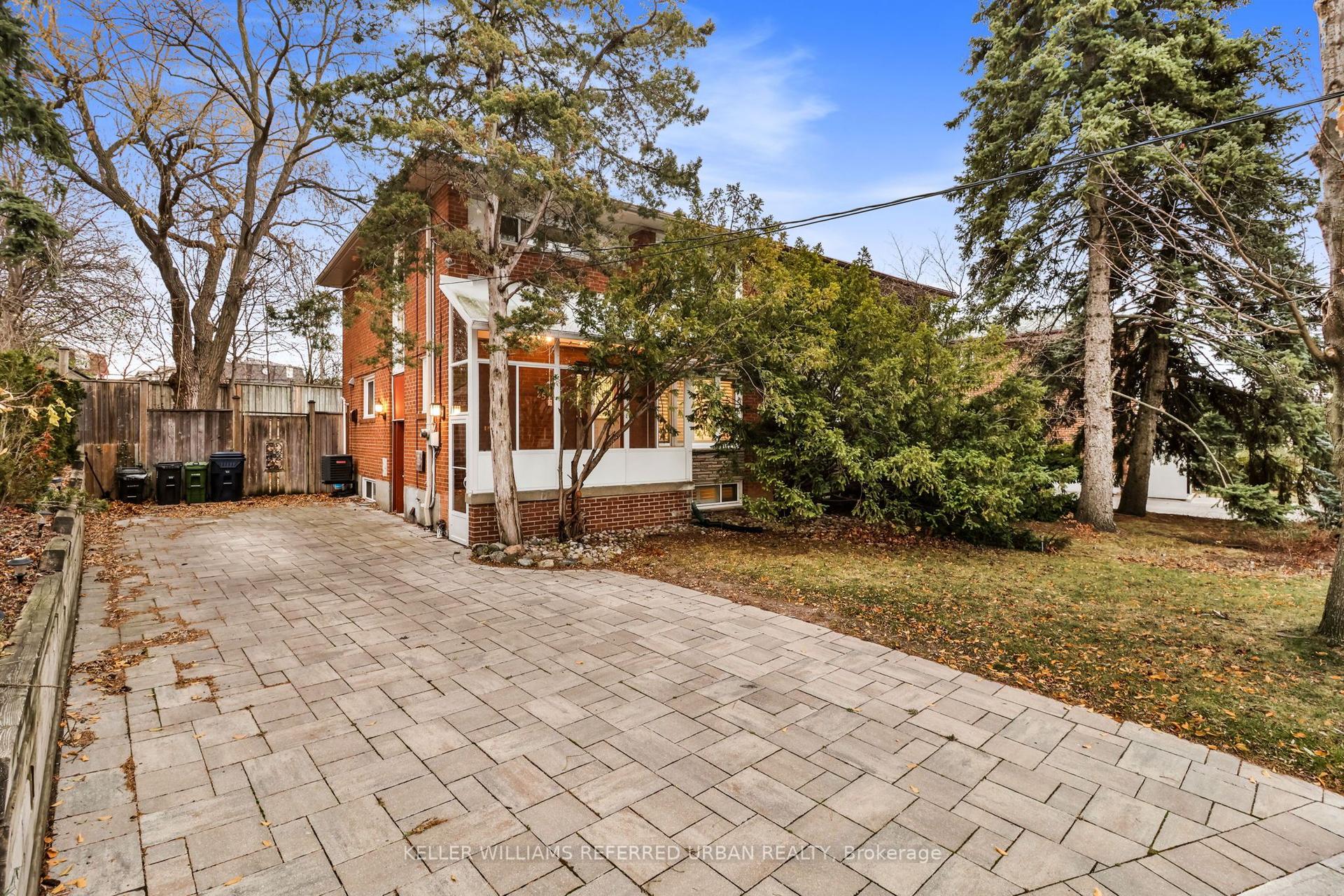 25 Carscadden Drive Lower #Lower — photo 1