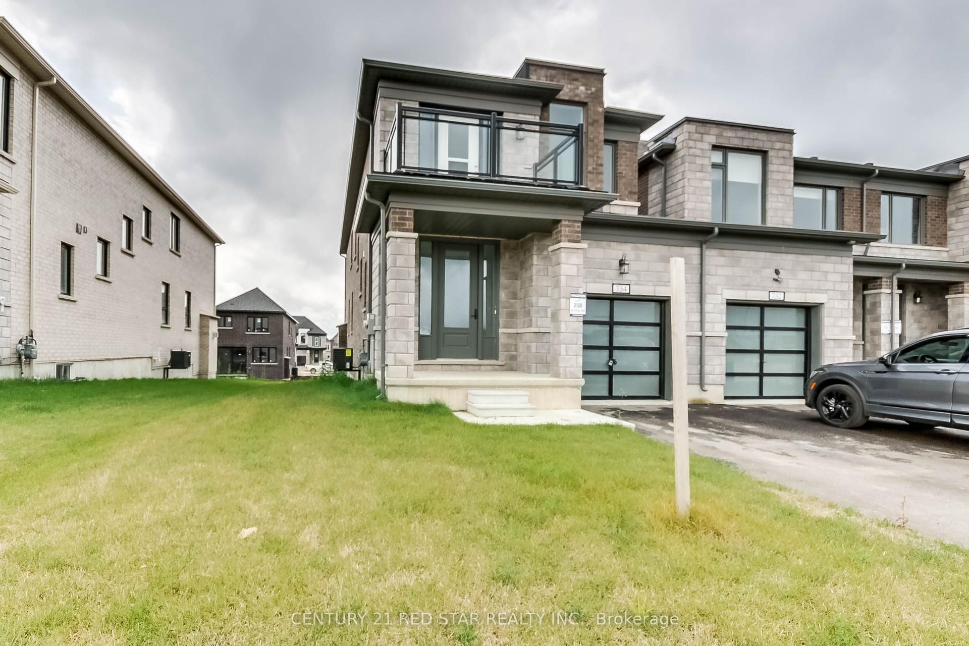 734 Khalsa Drive, Woodstock — Townhouse for sale, photo 1
