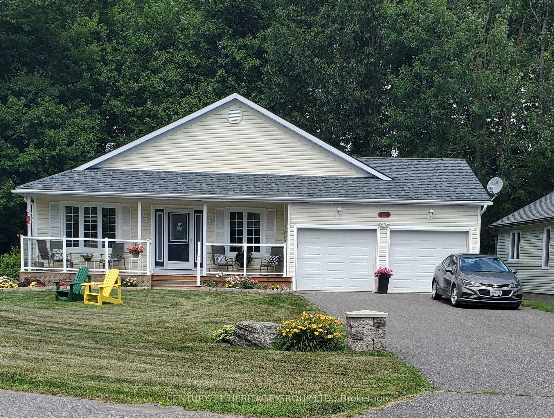 130 Hedgewood Lane — photo 1