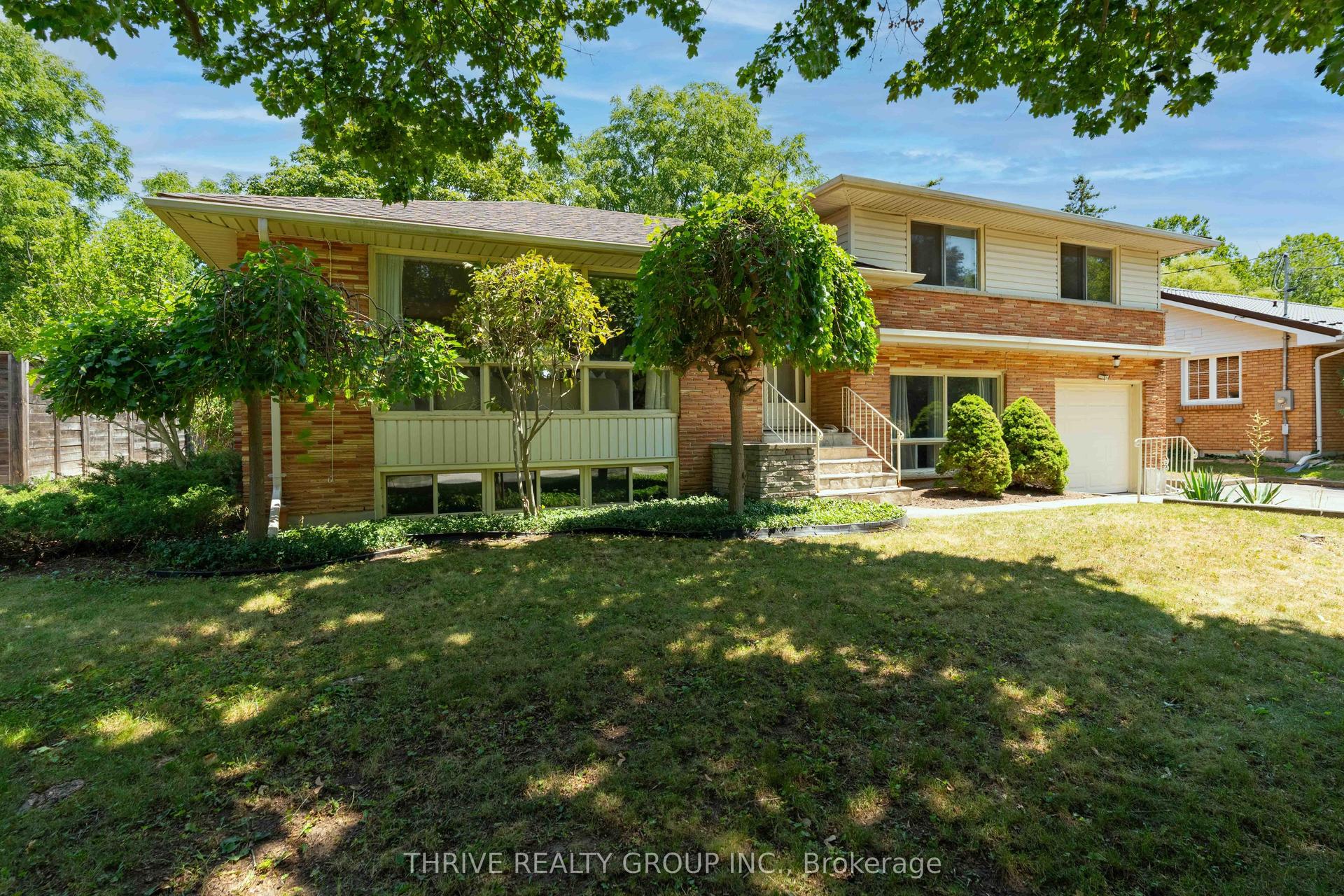 85 BLOOMFIELD Drive, London North — Detached for sale, photo 1