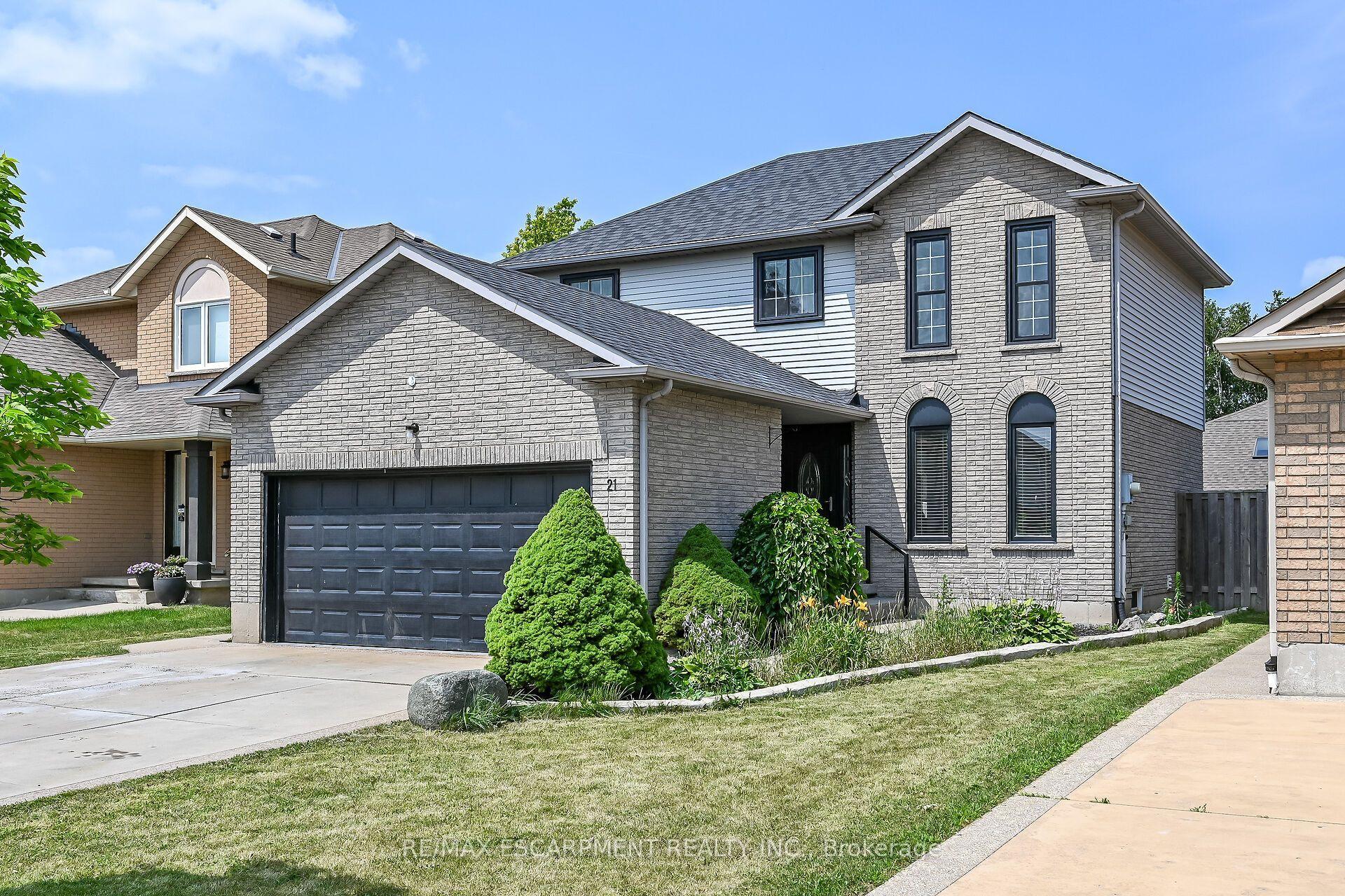 21 Springgarden Crescent, Hamilton — Detached for sale, photo 1