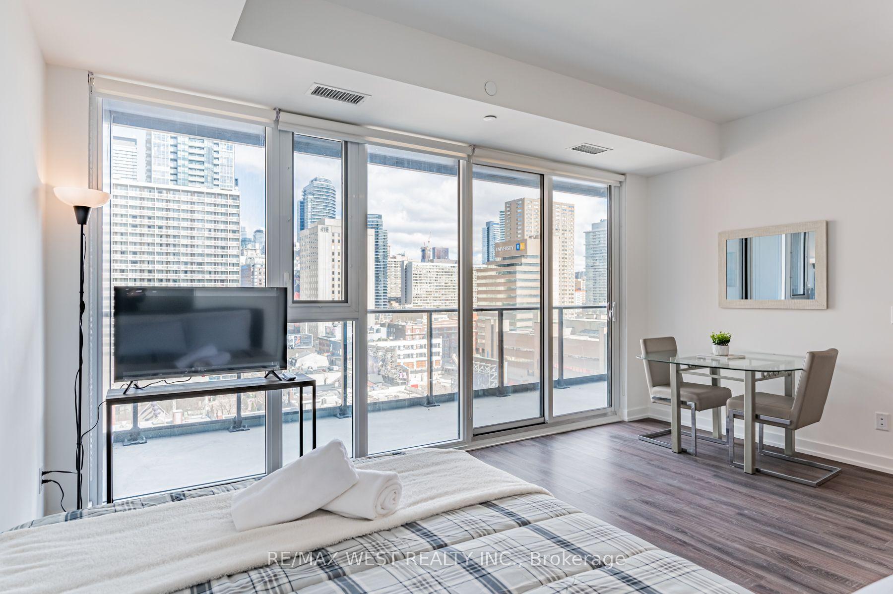 20 Edward Street 901 #901, Toronto — Condo for lease, photo 1