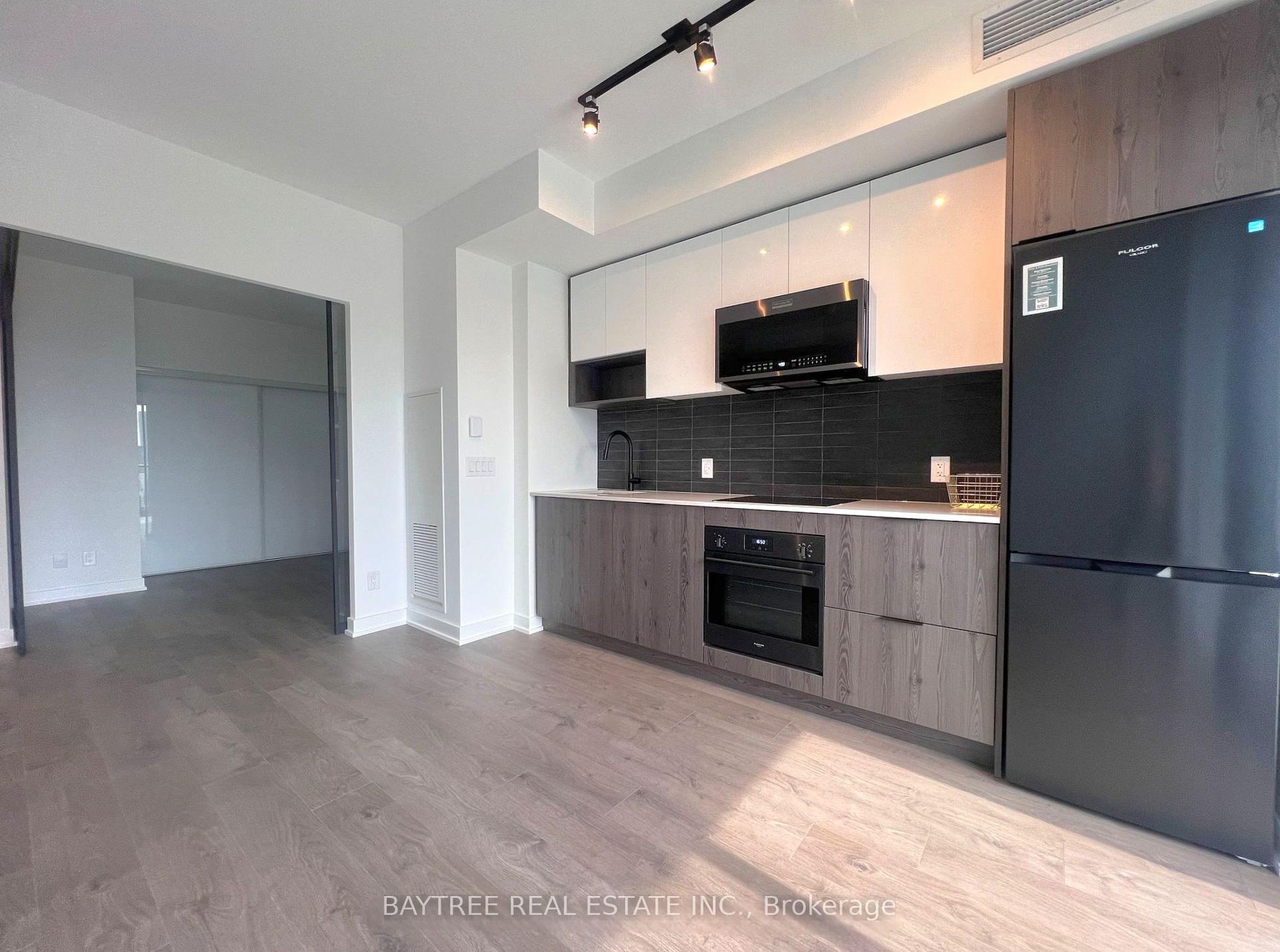 5 Defries Street 2407 #2407 — photo 1