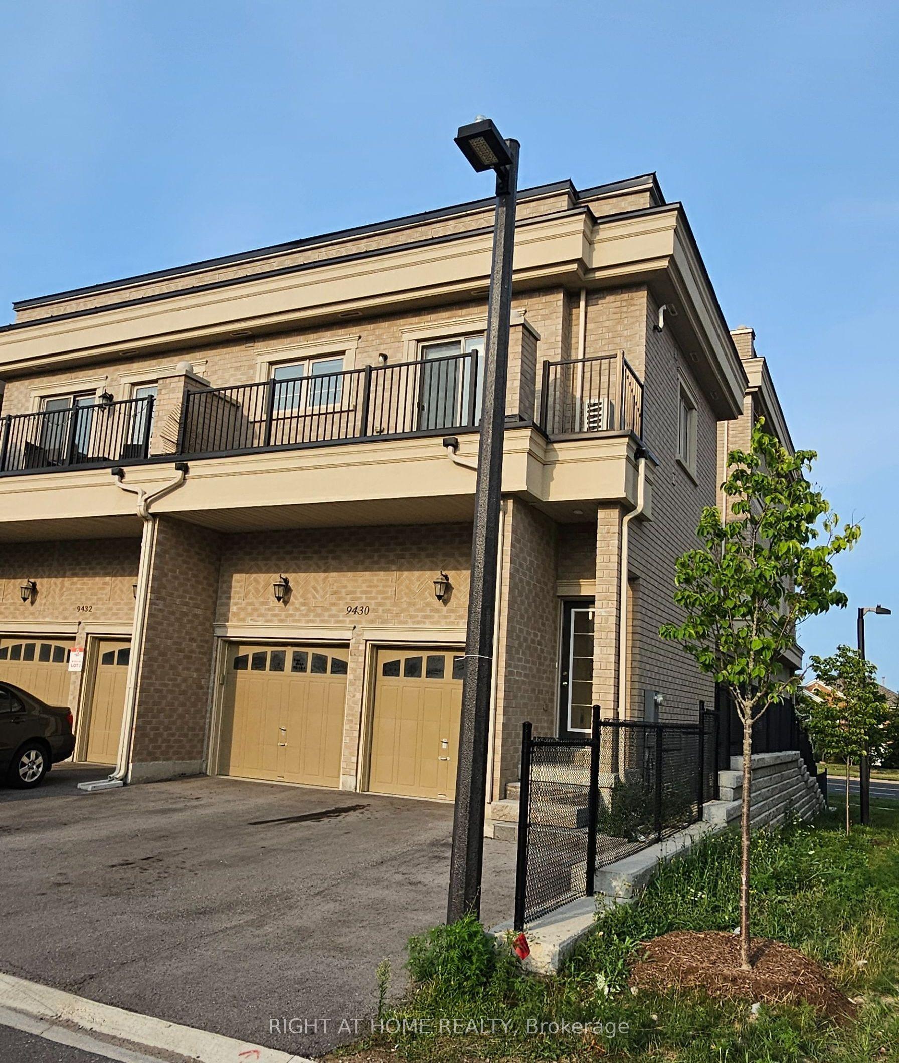 9430 Bayview Avenue Upper #Upper, Richmond Hill — Townhouse for lease, photo 1