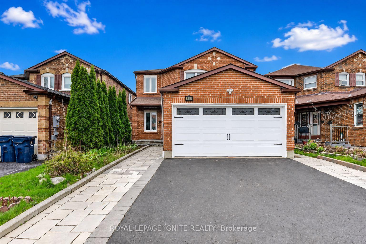 205 Hupfield Trail, Toronto — Detached for sale, photo 1